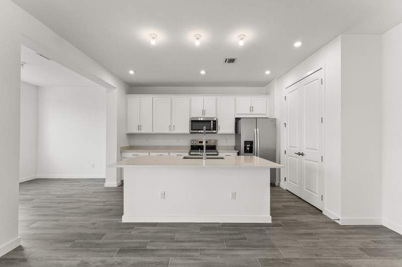 3 bedroom Single Family Residence at 7296 Claudelle Street, Forest Oaks Residential Pud, Lake Worth — photo 3