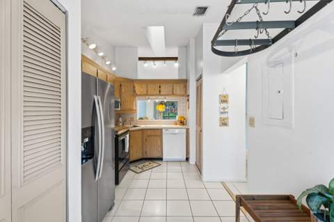 2054 SW Silver Pine Way #123H, Palm City FL - photo 8 of 21