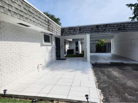 5707 White Hickory Circle, Tamarac FL - photo 11 of 44