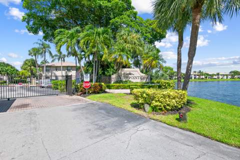 5510 Lakeside Drive #201, Margate FL - photo 9 of 34