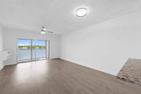 5510 Lakeside Drive #201, Margate FL - photo 16 of 34