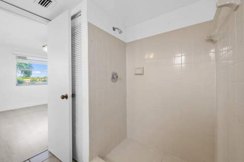 5510 Lakeside Drive #201, Margate FL - photo 24 of 34