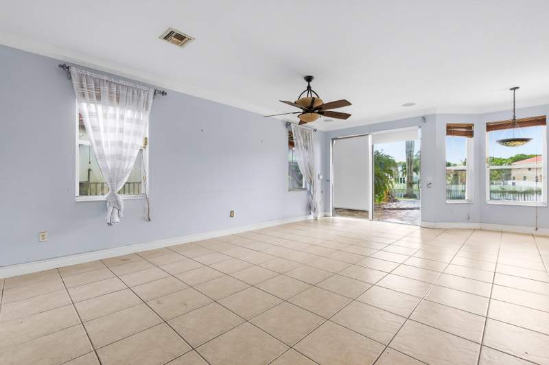 5 bedroom Single Family Residence at 4904 SW 164th Avenue, Riviera Isles II, Miramar — photo 4