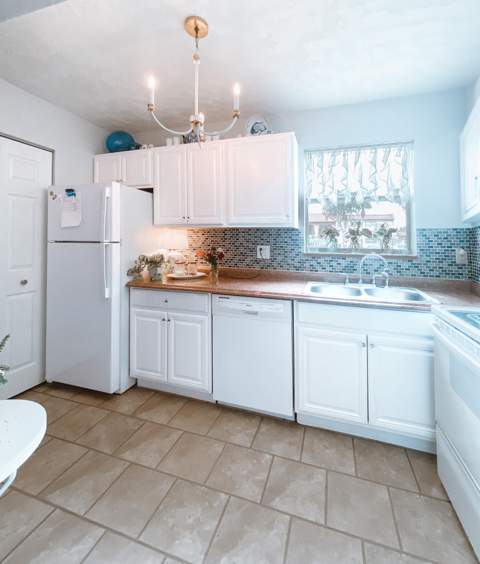 108 Lake Evelyn Drive, West Palm Beach FL - photo 16 of 32