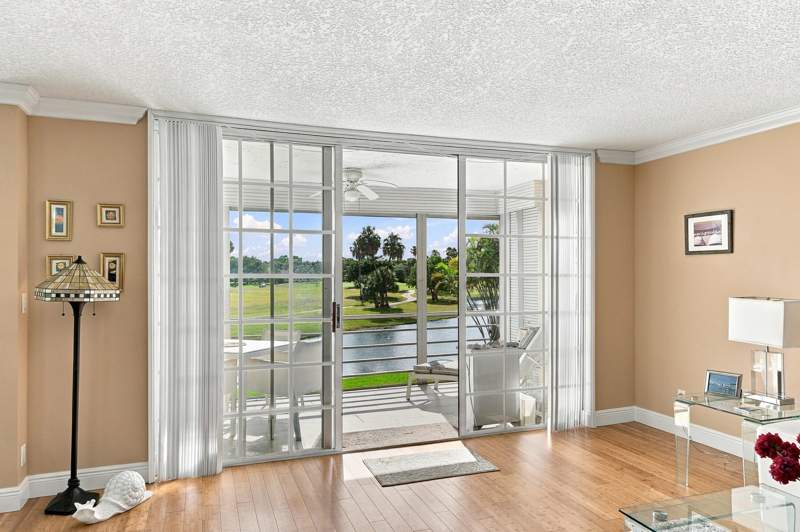 3 bedroom Condominium at 3980 Oaks Clubhouse Drive #212, No 79 Palm-Aire Country Club, Pompano Beach — photo 4