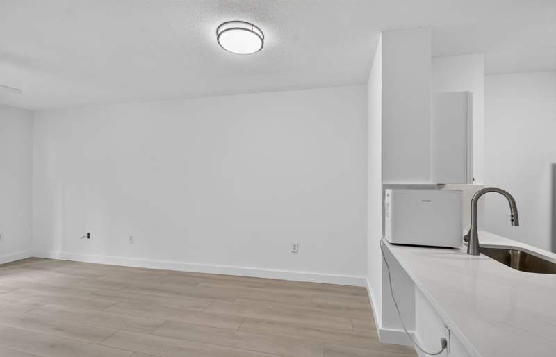 1 bedroom Condominium at 630 S Sapodilla Avenue #223, Courtyards In Cityplace Condo, West Palm Beach — photo 5