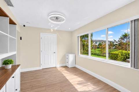 7099 Pine Manor Drive, Lake Worth FL - photo 22 of 54