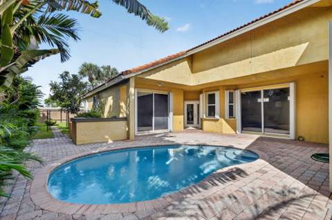 8085 Saw Palmetto Lane, Boynton Beach FL - photo 14 of 68