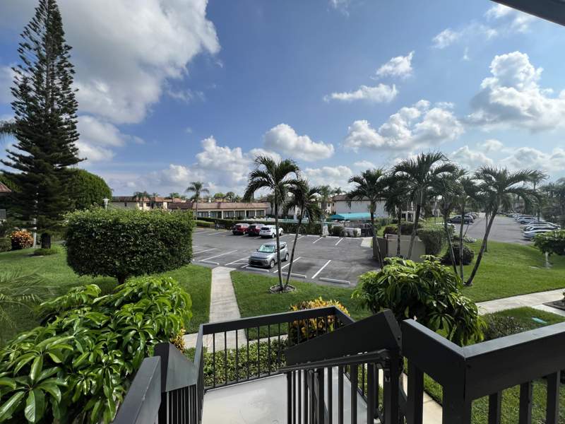 2 bedroom Condominium at 7281 Golf Colony Court #203, Lucerne Lakes Golf Colony, Lake Worth — photo 3