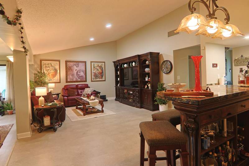 2 bedroom Single Family Residence at 2281 SW 17th Drive, Meadows Of Crystal Lake, Deerfield Beach — photo 5