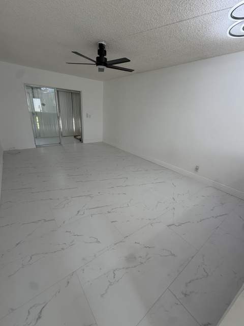 2161 NE 1st Court #105, Boynton Beach FL - photo 9 of 14