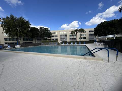 3138 Via Poinciana #317, Lake Worth FL - photo 11 of 20