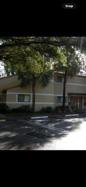 2 bedroom Condominium at 211 Palm Circle, Palms Of Pembroke Condo, Pembroke Pines — photo 2