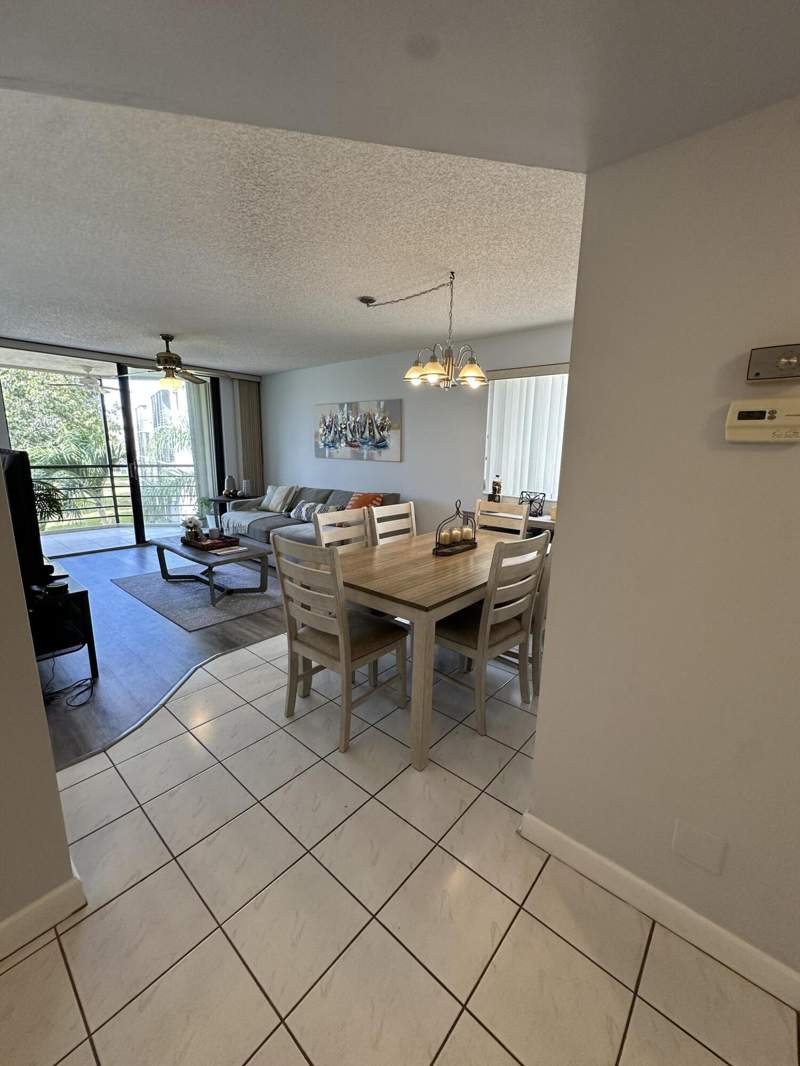 2 bedroom Condominium at 3138 Via Poinciana #317, Grandview At Spring Lakes Condo, Lake Worth — photo 2