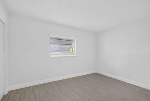 7422 NW 70th Avenue, Tamarac FL - photo 16 of 20