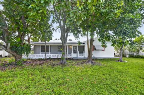 7422 NW 70th Avenue, Tamarac FL - photo 20 of 20