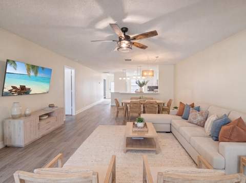 1740 NW 19th Terrace #202, Delray Beach FL - photo 15 of 43