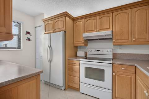 509 NW 36th Avenue, Deerfield Beach FL - photo 13 of 40