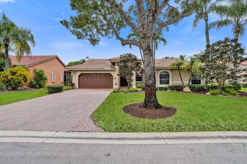 4 bedroom Single Family Residence at 5315 NW 108th Way, Kensington, Coral Springs — photo 2