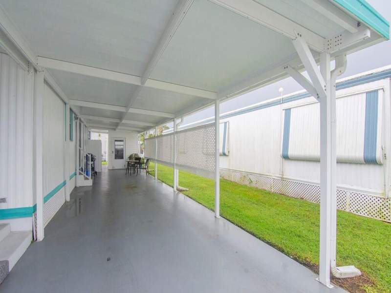 2 bedroom Manufactured Home at 4800 SE Federal Highway, Natalie Estates Mobile Home Park Co-Op, Stuart — photo 4