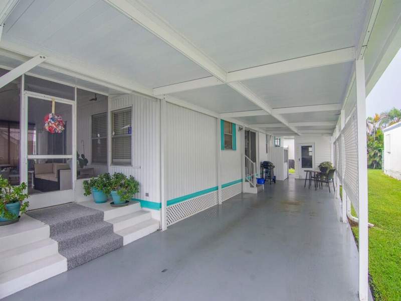 2 bedroom Manufactured Home at 4800 SE Federal Highway, Natalie Estates Mobile Home Park Co-Op, Stuart — photo 5