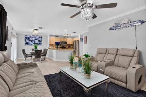 4258 NW 1st Drive, Deerfield Beach FL - photo 19 of 52