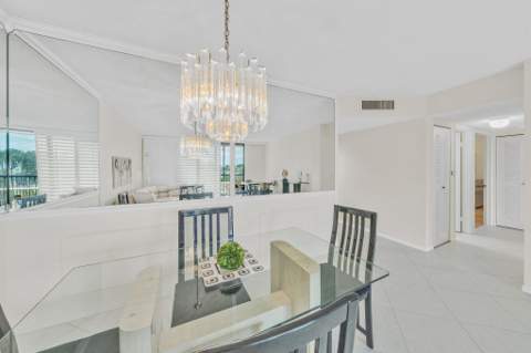 5280 Las Verdes Circle #320, Delray Beach FL - photo 16 of 40