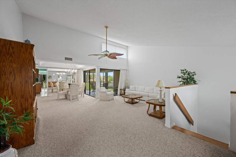 3 bedroom Condominium at 17110 E Waterbend Drive #220, Waterbend At Jonathans Landing Condo, Jupiter — photo 4