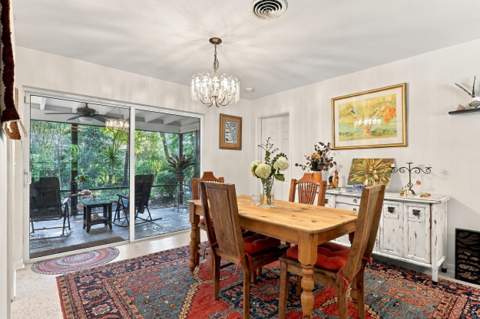 9714 Honeysuckle Avenue, Palm Beach Gardens FL - photo 10 of 41
