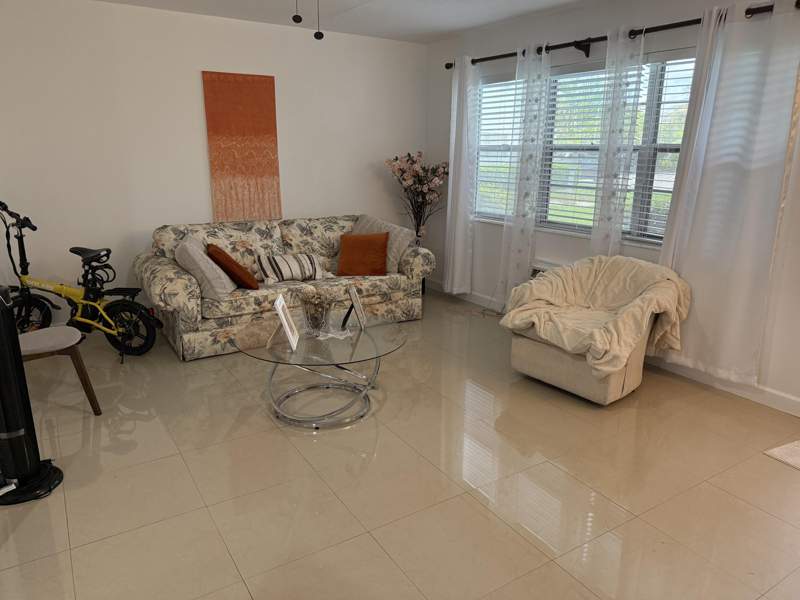 1 bedroom Condominium at 227 Markhum K, Markham K Condo, Deerfield Beach — photo 4