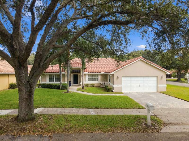 3 bedroom Single Family Residence at 3705 Beachwood Drive, Sabal Lakes Ph 2, Delray Beach — photo 3