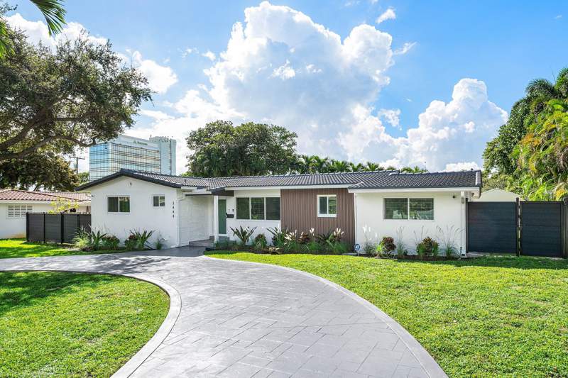 3 bedroom Single Family Residence at 3444 Pierce Street, Meekins Hills, Hollywood — photo 2