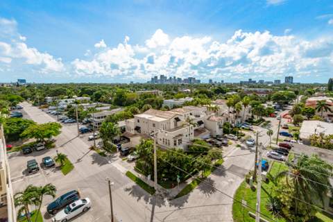 900 NE 18th Avenue #802, Fort Lauderdale FL - photo 22 of 24