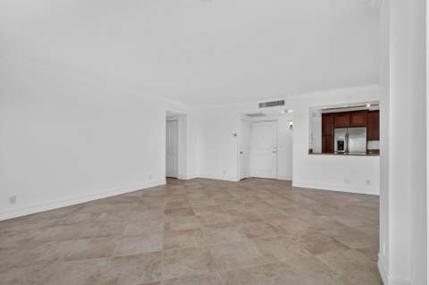 555 SE 6th Avenue #4F, Delray Beach FL - photo 9 of 53