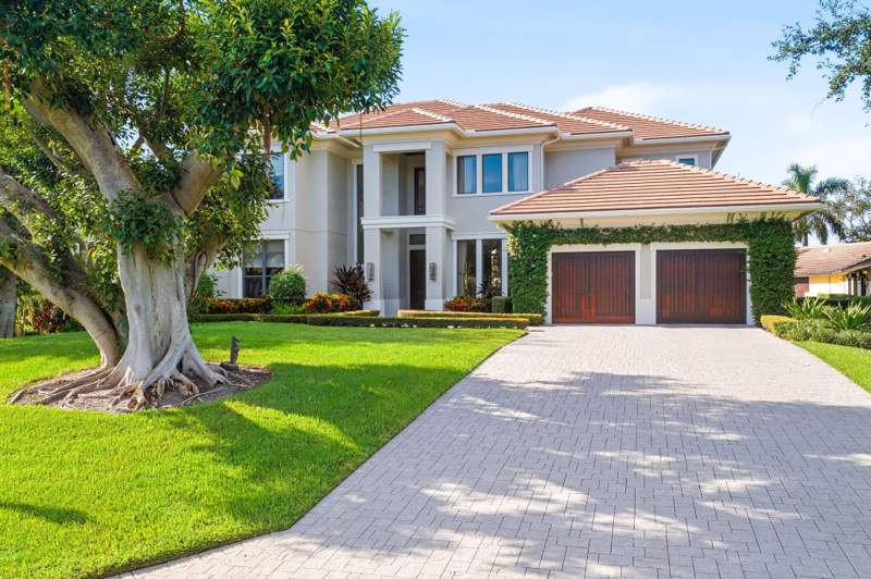 6 bedroom Single Family Residence at 1950 Portage Landing, Seminole Beach, North Palm Beach — photo 3