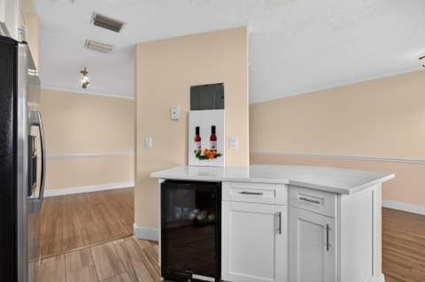 2047 Discovery Circle, Deerfield Beach FL - photo 17 of 47