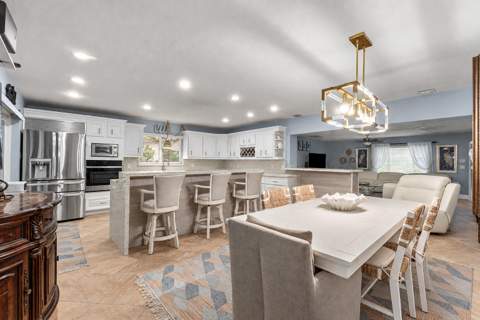949 Laurel Road, North Palm Beach FL - photo 9 of 53