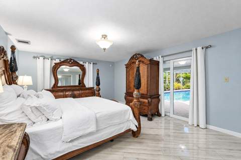 949 Laurel Road, North Palm Beach FL - photo 13 of 53