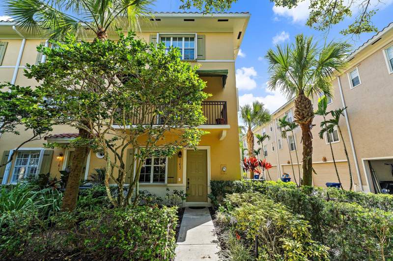 3 bedroom Townhouse at 163 Apalachee Lane, Osceola Woods, Jupiter — photo 2
