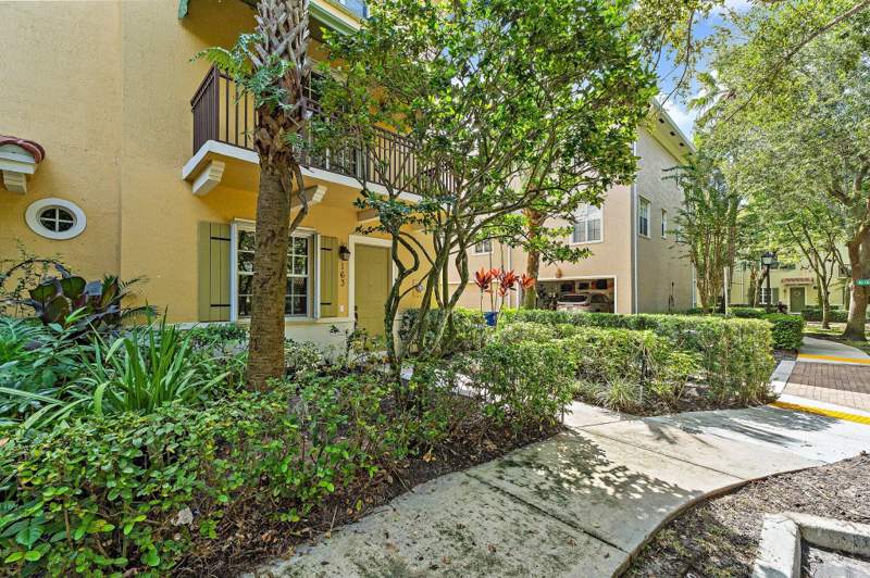 3 bedroom Townhouse at 163 Apalachee Lane, Osceola Woods, Jupiter — photo 4