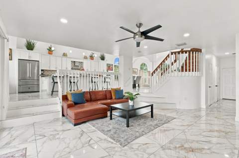 2755 Misty Oaks Circle, Royal Palm Beach FL - photo 11 of 47