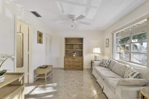 1050 Citrus Way #202, Delray Beach FL - photo 16 of 26