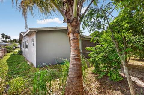 6351 SW 10th Court, North Lauderdale FL - photo 23 of 24
