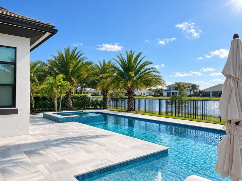 5 bedroom Single Family Residence at 9215 Coral Isles Circle, Avenir, Palm Beach Gardens — photo 4
