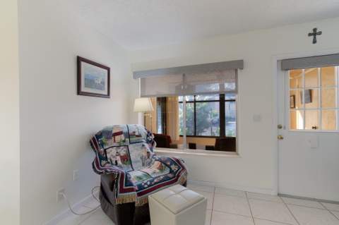 136 Lake Pine Circle #A1, Greenacres FL - photo 8 of 33