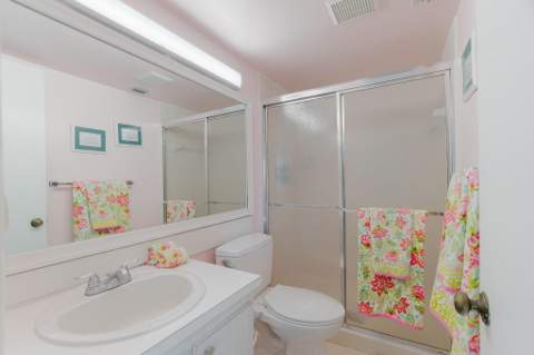 136 Lake Pine Circle #A1, Greenacres FL - photo 20 of 33