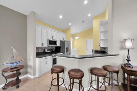 131 NW Berkeley Avenue, Port St. Lucie FL - photo 8 of 40