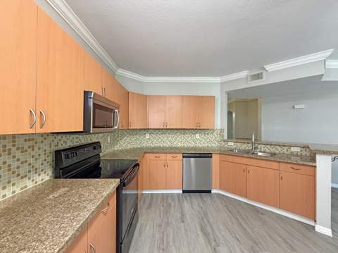 106 SW Peacock Boulevard #4-101, Port St. Lucie FL - photo 10 of 54