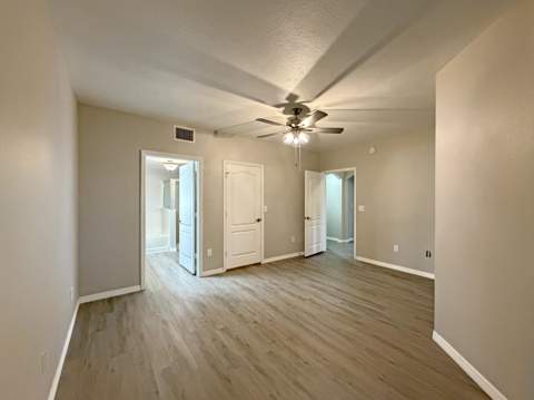 106 SW Peacock Boulevard #4-101, Port St. Lucie FL - photo 17 of 54