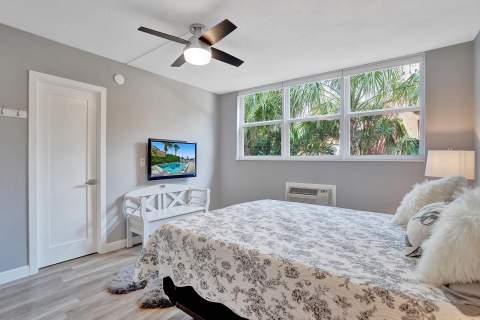 101 N Birch Road #102, Fort Lauderdale FL - photo 16 of 22